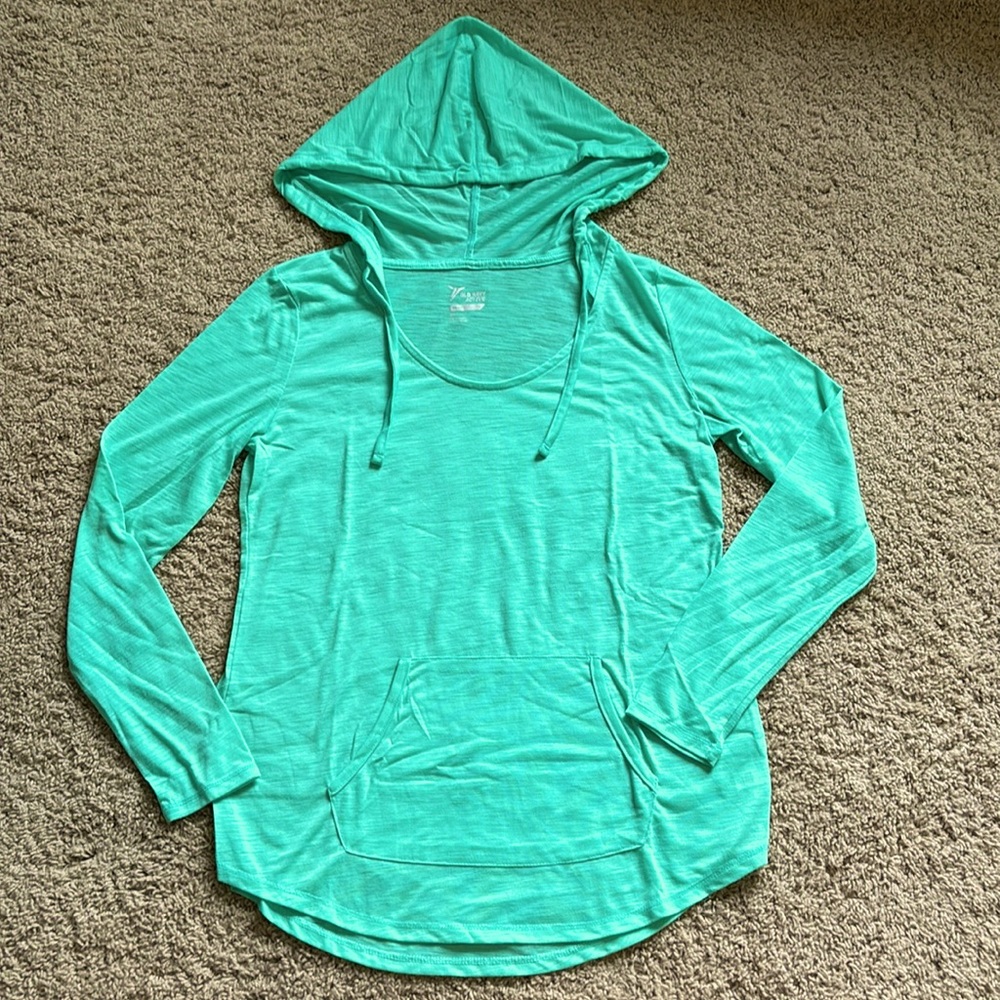 Old Navy Active Long Sleeve Hooded Tunic in green